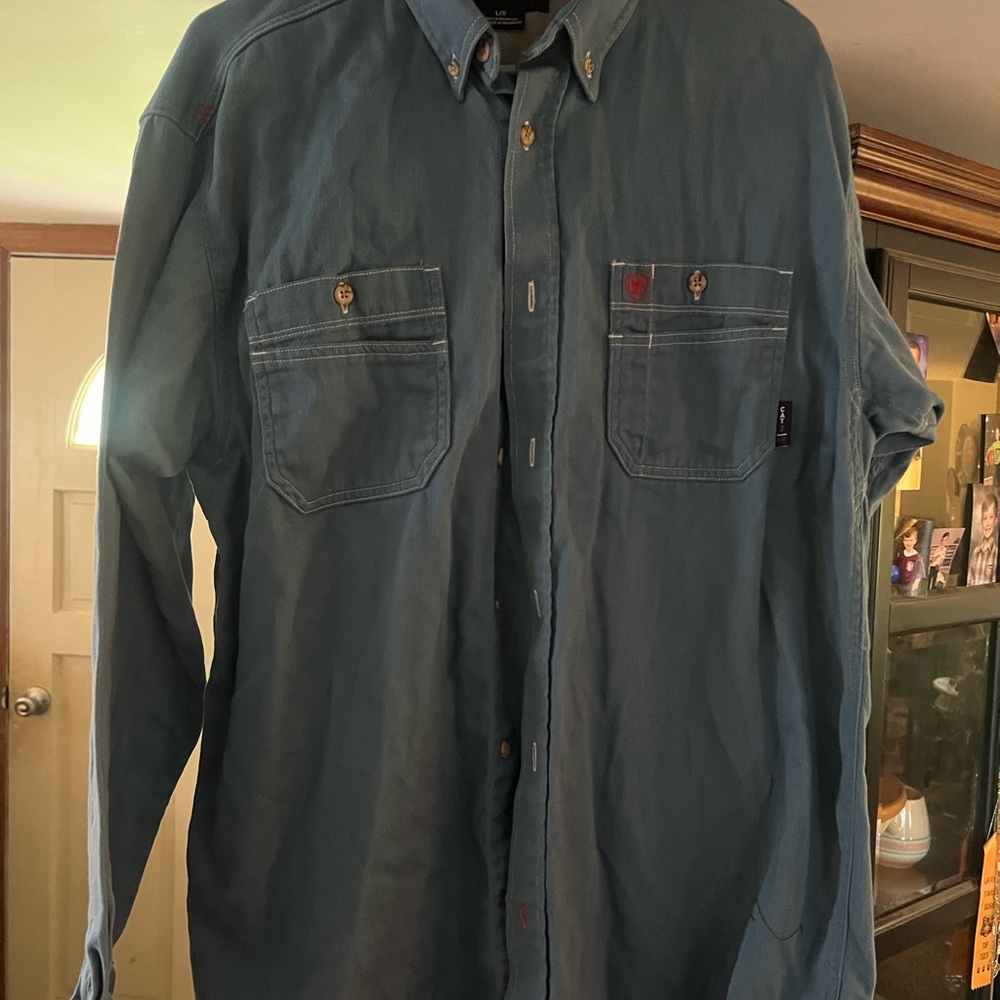 Ariat Western Men’s Work shirt Size Large Blue